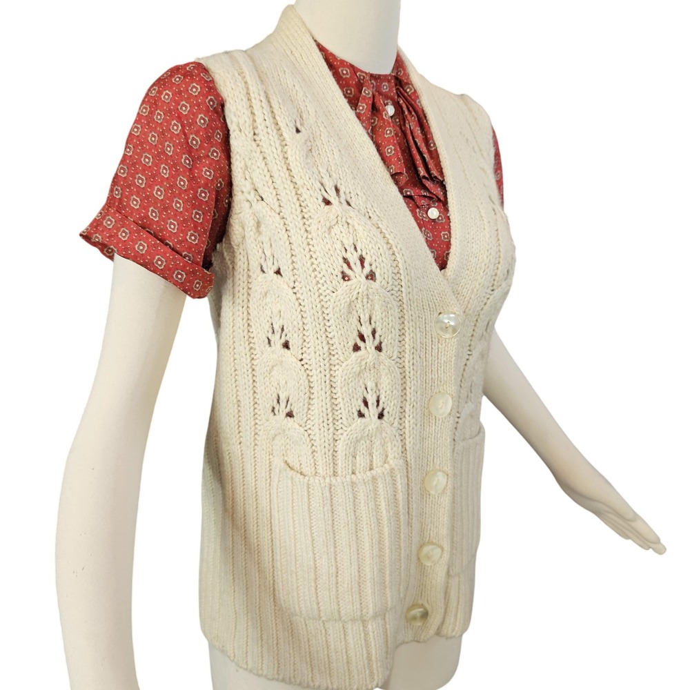 Vintage 1960's 70's‎ Sweater Vest Cream Colored Wool Patch POCKETS Hand Loomed